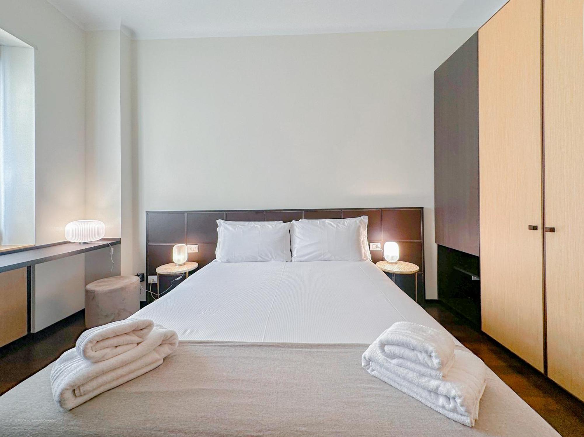 Fontana Suites - 15 Min Dal Duomo ميلان الغرفة الصورة