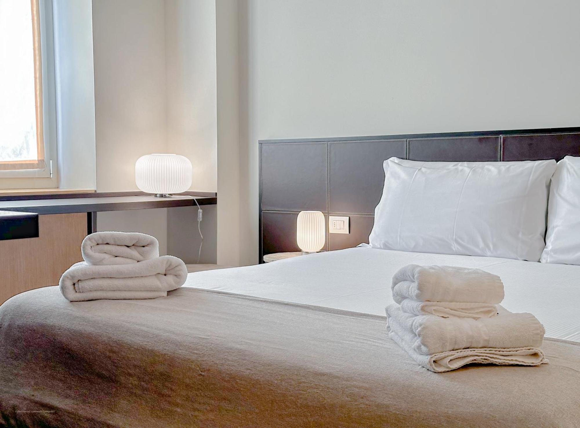 Fontana Suites - 15 Min Dal Duomo ميلان المظهر الخارجي الصورة